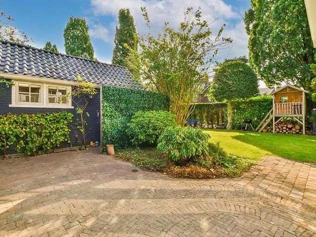 block-paving-15-kireth-ai